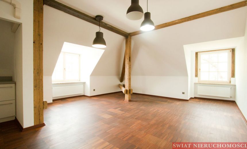 WYJĄTKOWY APARTAMENT 230 m2 w przedwojennej willi miniaturka 12